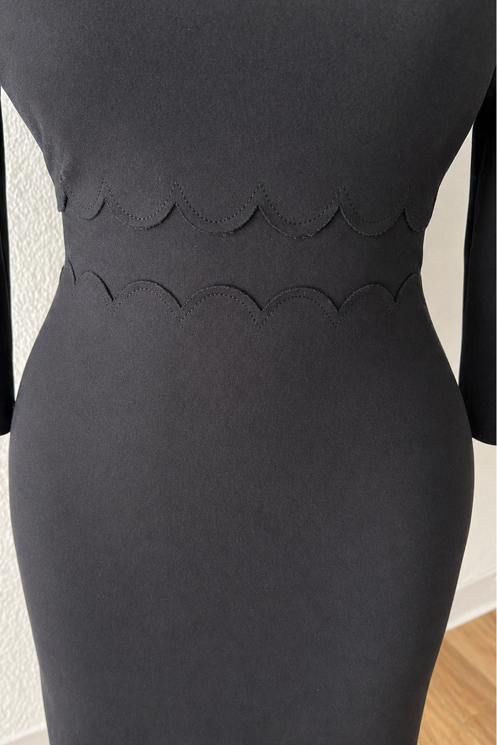 Long sleeve Sheath Dress
